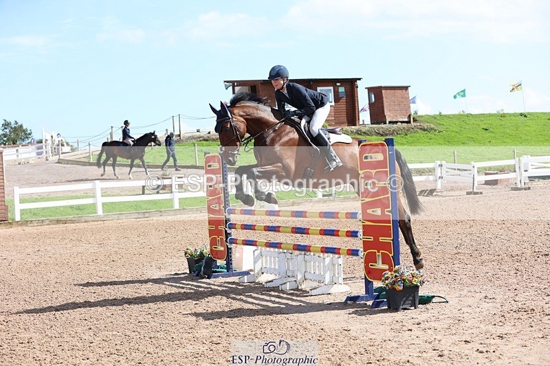 250913-142612-07366 - Cls 25 1.05m Amateur Quali