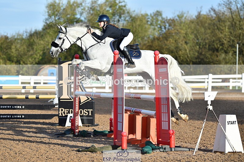 231028A-092636-00108 - Cls 9+10 Children on Horses