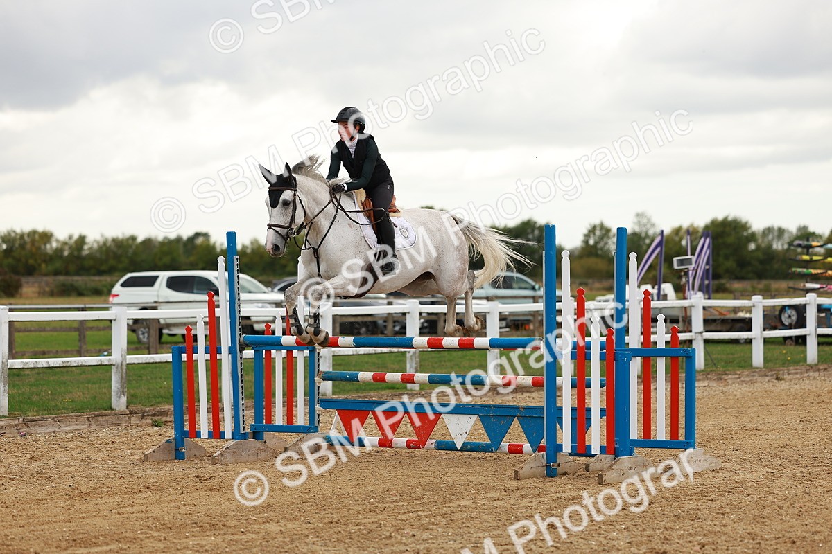 SBM_001463 - Class 4 - Senior Newcomers - 1.10m