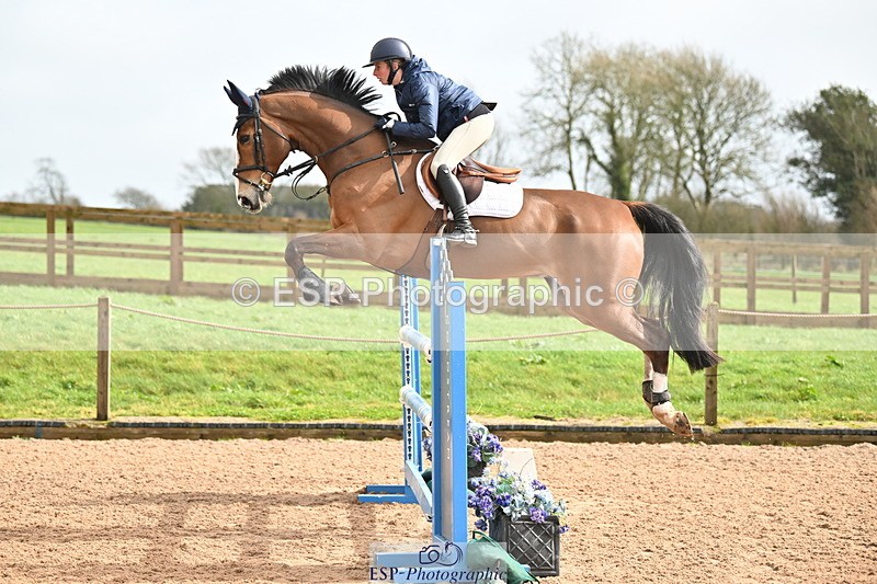 240315A-120958-00833 - Cls 3 Snr Foxhunter