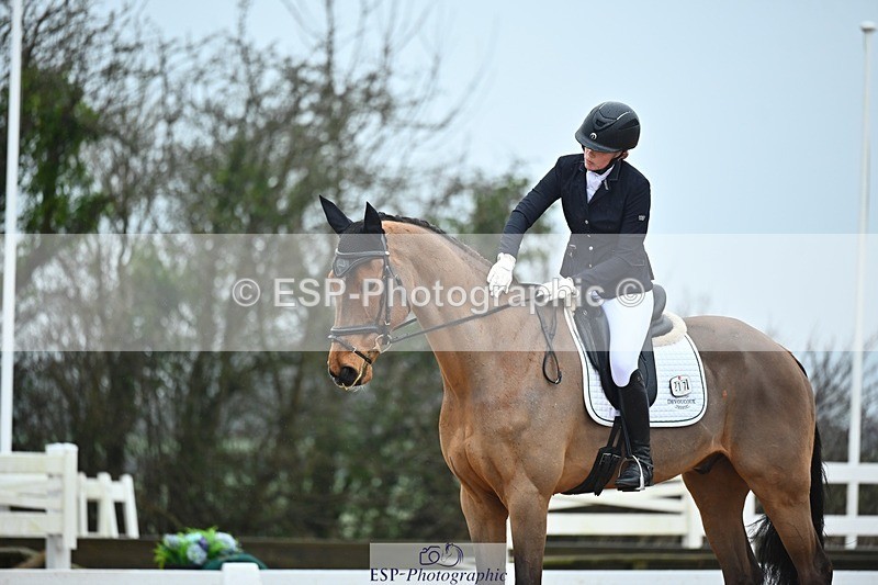 250214-135024-02021 - 217-Yasmin.Olsson-Sanderson-Top.Biats