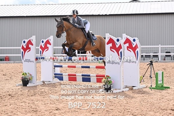 BPP_7522 - CLASS 15 FRI Senior 1.05m Open