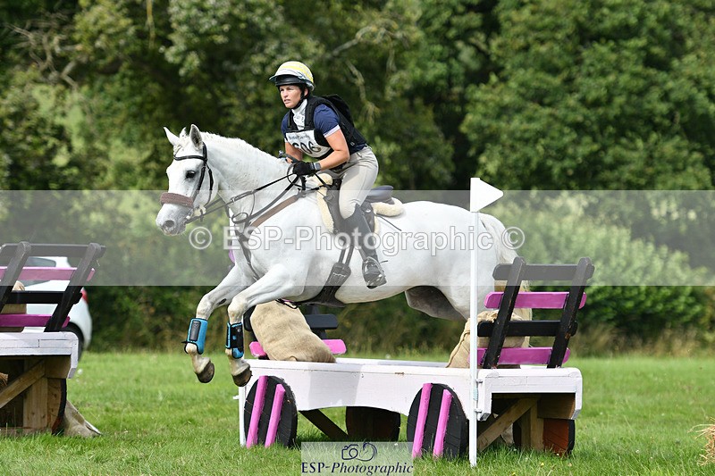 240804-155003-17765 - 606-Kate_Jupp-CARROWNURLAUR_PRIDE