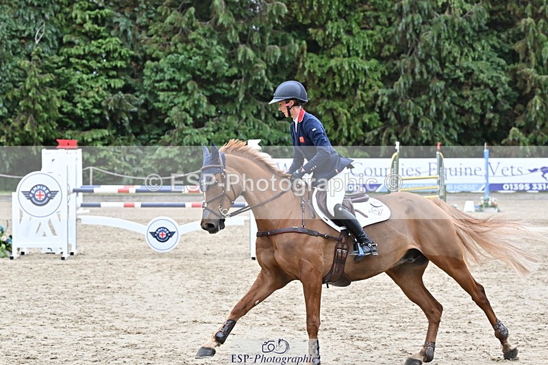 250524A-130217-11142 - D-412-Yasmin.Ingham-GOLIATH.DU.LOIR