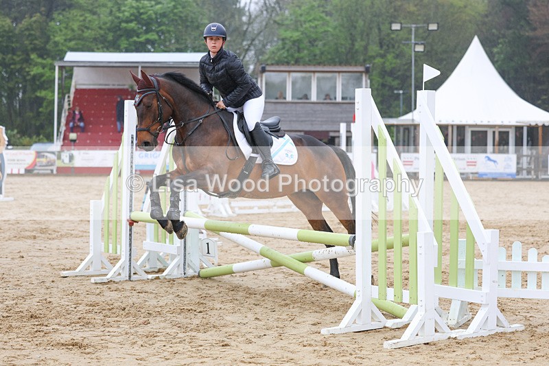 3E7A1903 - Class 3: Senior 80cm