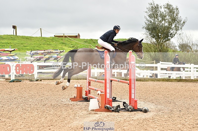 240403A-105920-00120 - Cls 1 British Novice and 90cm Open