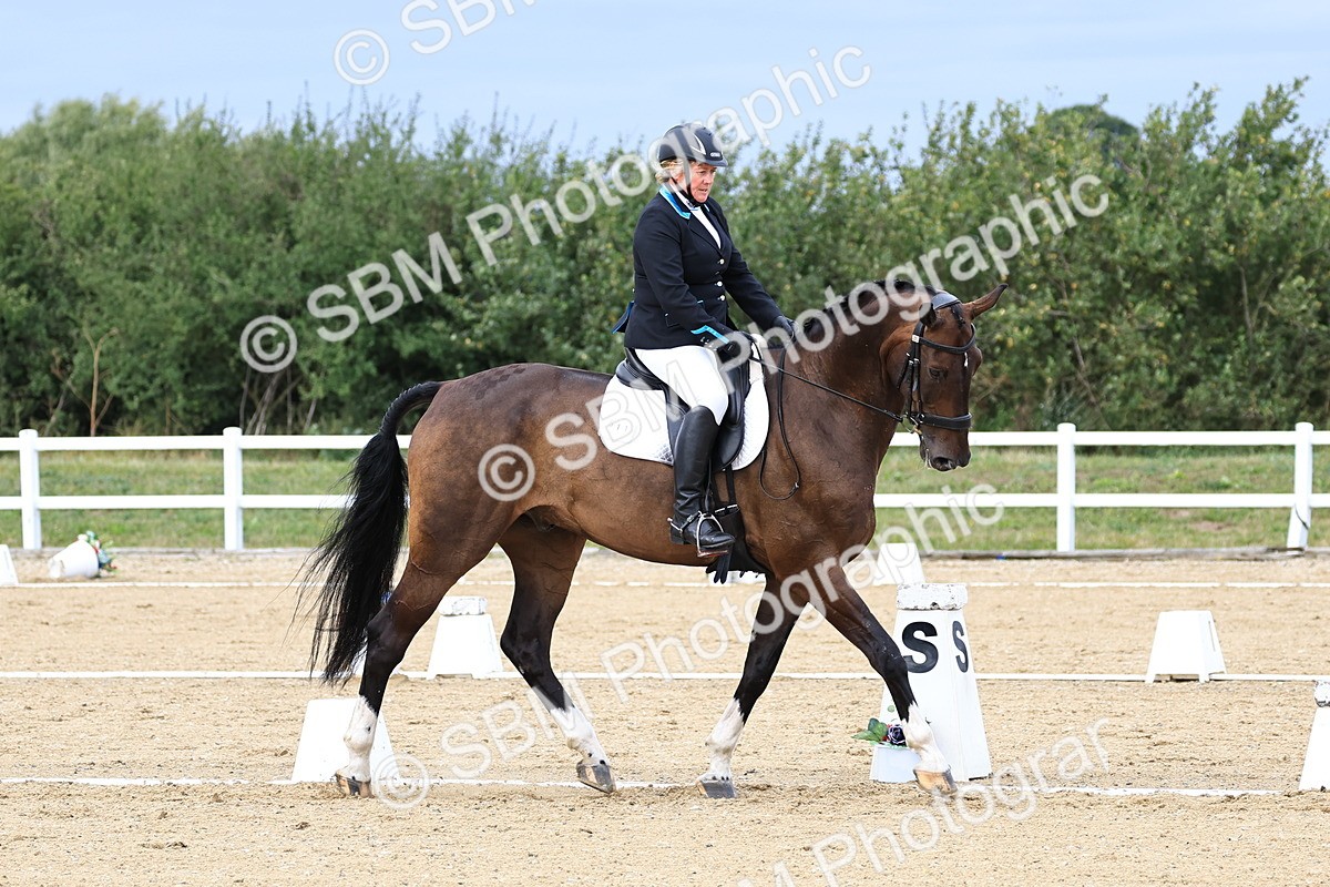 SBM_014216 - Class 6 - Elementary 53 - 15.44-17.04