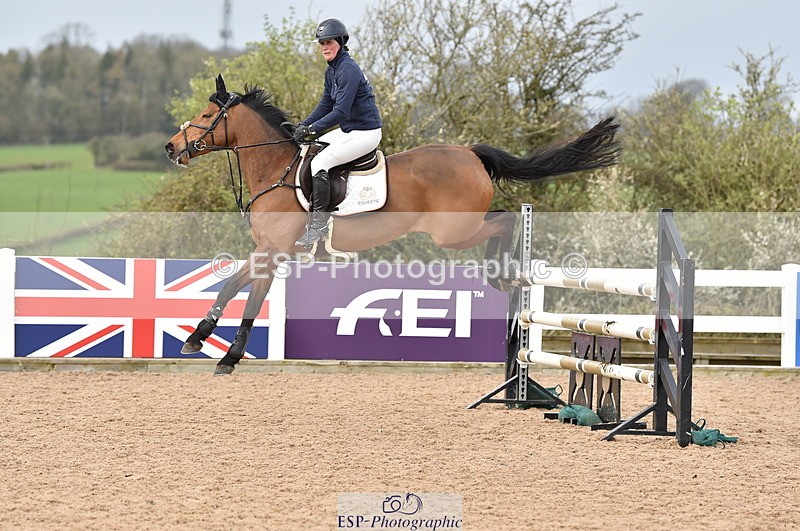 240327A-124242-00435 - Cls 4 Newcomers and 1.10m Open