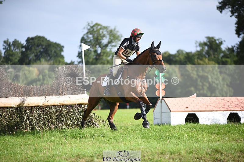 240804-172825-19490 - 718-Captain_Holly_Day-MUSTANG