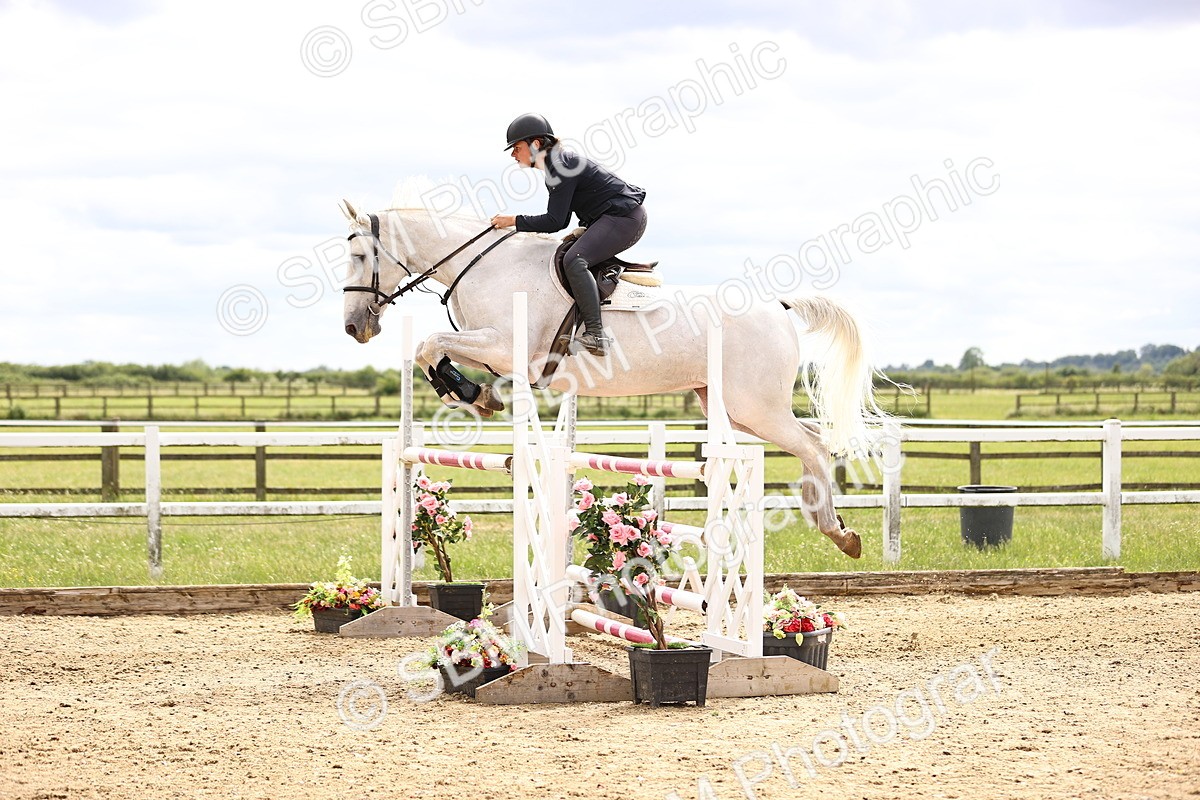 SBM_008096 - Class 21 - Senior Foxhunter - 1.20m
