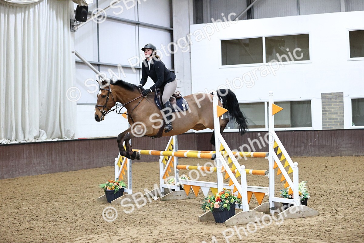 SBM_006348 - Class 16 - Senior Newcomers - 1.10m Open