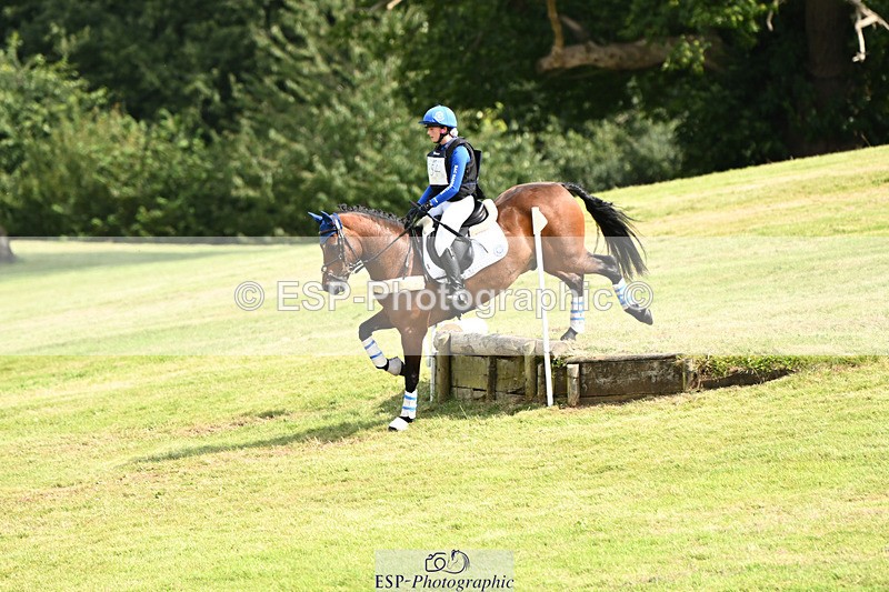 240825X-140808-34926 - 80cm XC 14.30 to 15.30