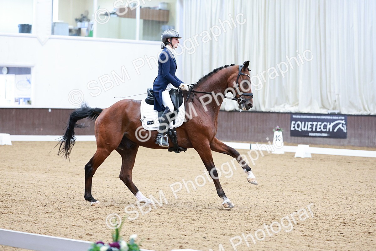 SBM_016442 - Class 5 - FEI INT II - 17.24-18.20