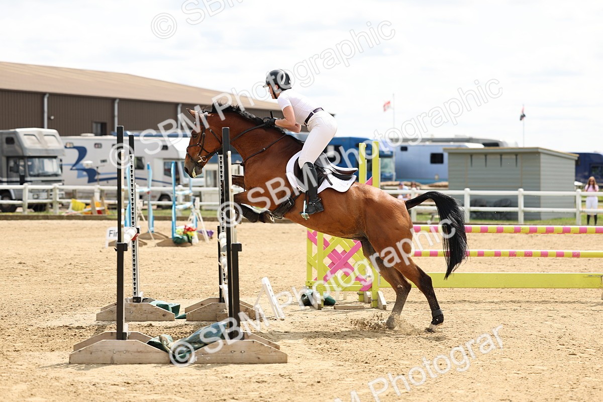 SBM_005103 - Class 18 - Senior 1.05m Open