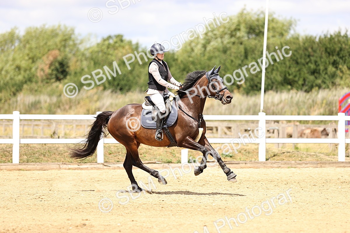 SBM_013588 - Class 14 - Senior Discovery - 1.00m Open