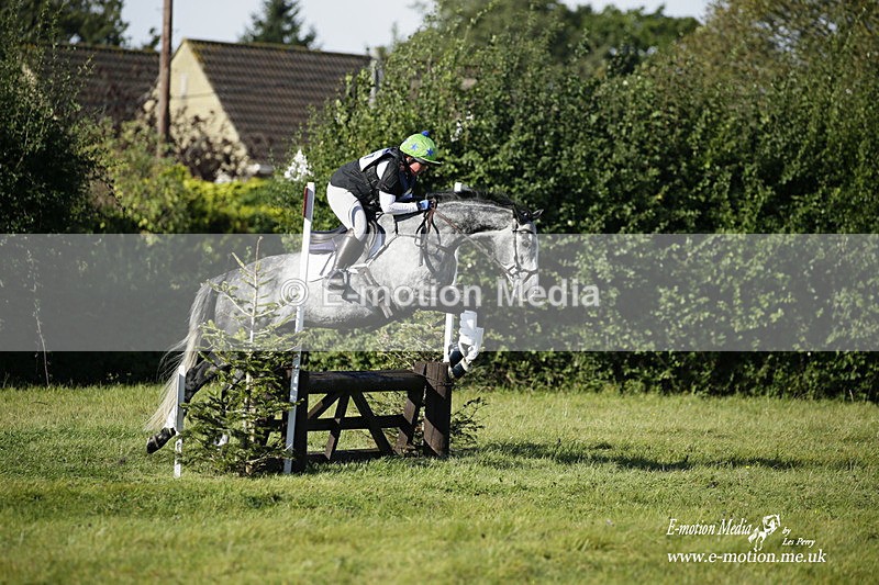  WWHT 031021 612 - WWEC Novice Restricted (0.80m) 18/10/20