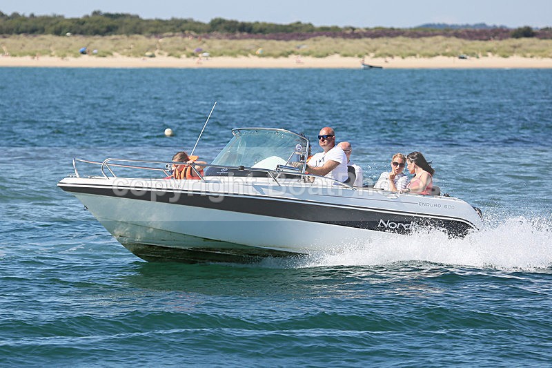 160830 SHELLSEEKER - NORDKAPP Y92A8276 - Speedboats