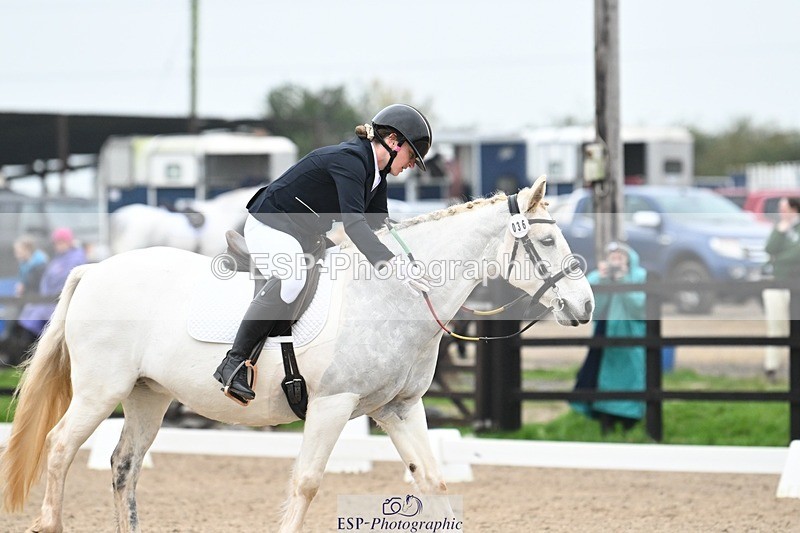 241103-101922-00318 - Intro 3 - 9.40 to 10.40