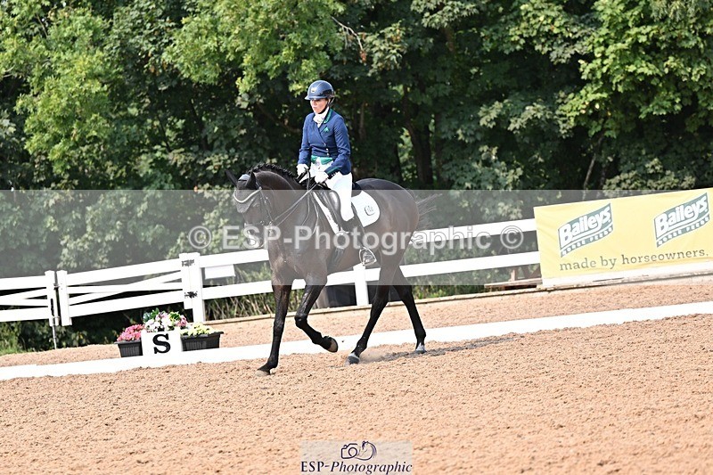 250816-144214-05450 - 144-Hayley.JamesKingstone-W