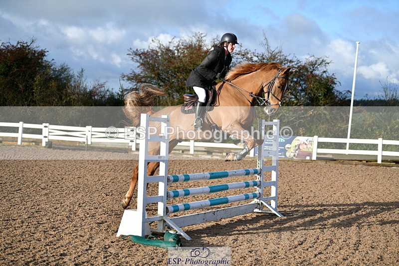 231110A-100757-00030 - Cls 1 Clear Round