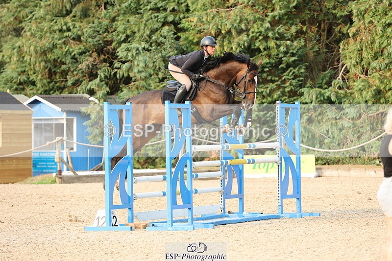 250816A-180514-03266 - Cls 11 Snr Foxhunter