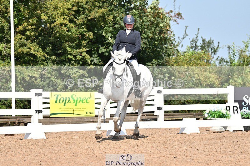 250816-104834-03213 - 111-Sonya.Fitch-PeytonDinnarthal.Buzzard