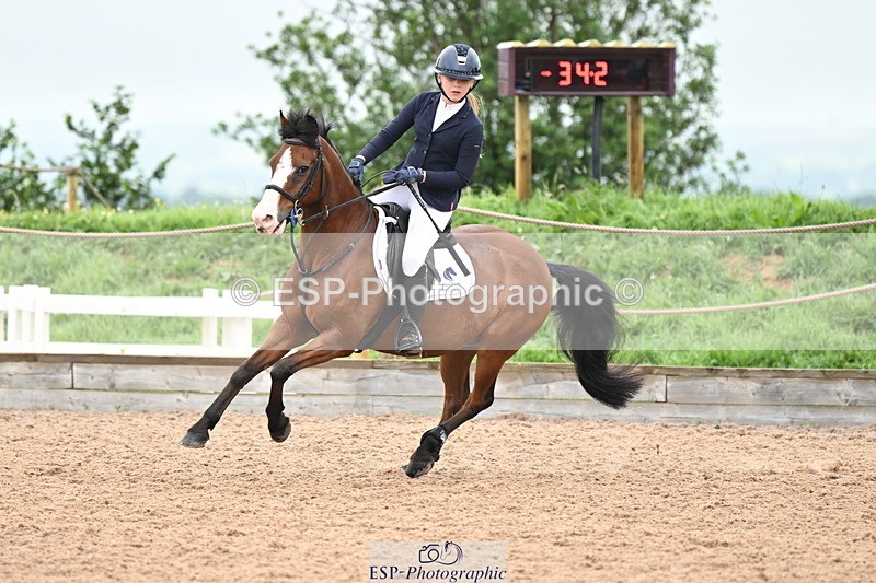 240630A-105847-11894 - Cls 24 HOYS 128cm Qualifier
