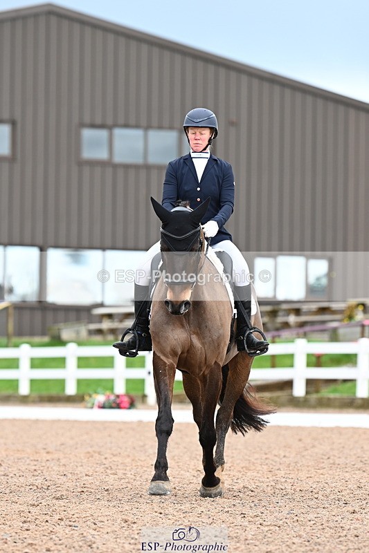 240218A-121740-07248 - 161-Katie.Warner-Active.Nuvalari