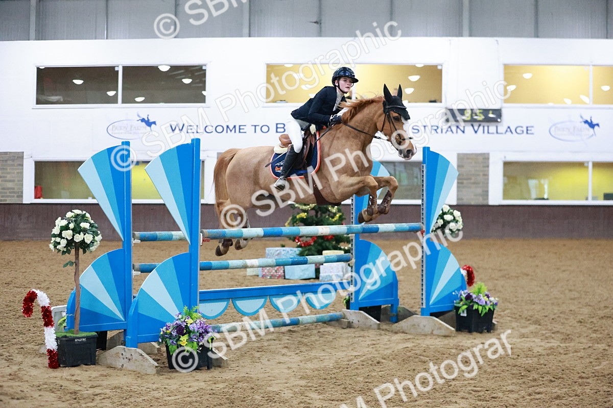 SBM_001354 - Class 5 - Senior Foxhunter 1.20m
