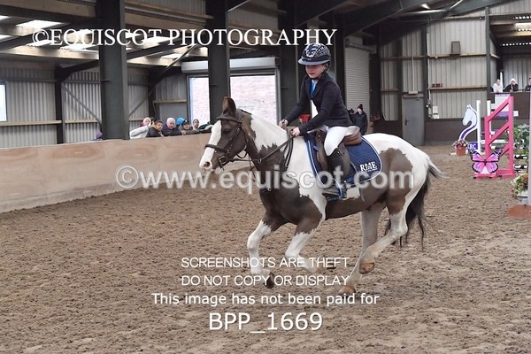 BPP_1669 - CLASS 7 Stepping Stones 128/ 138cms Handicap