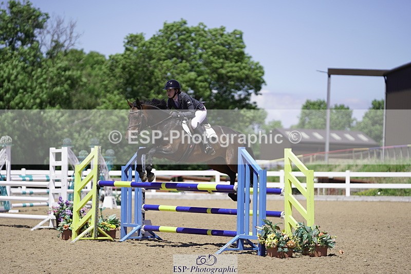 230624A-135950-01721 - Cls 25 Pony Newcomers & 1m Open