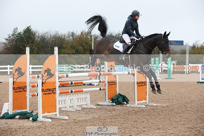 231112A-131631-04373 - Cls 20 Newcomers & 1.10m Open