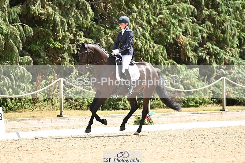 250808A-143953-00962 - 032-Caitlin.BurgessFurst.Sandreo.MFS