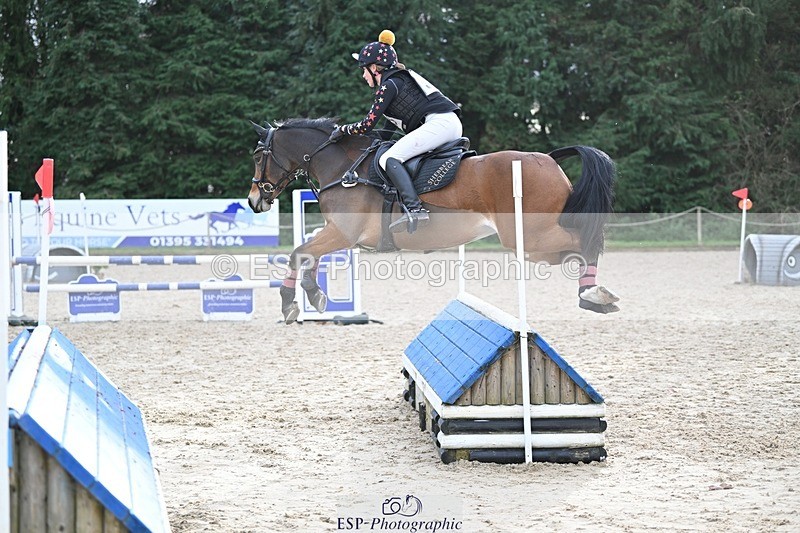 241117-133948-04237 - Cls 3 90-95cm 13.00 to 14.00