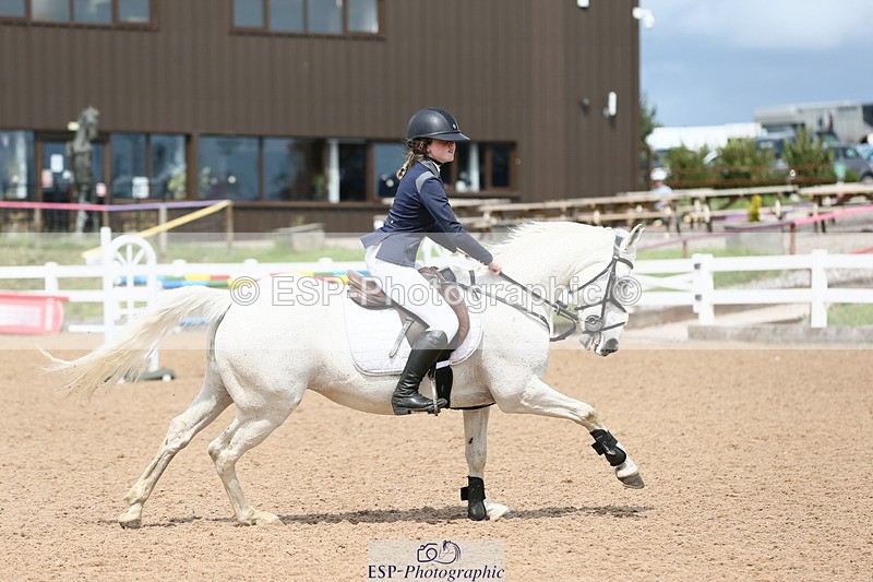 230716A-150704-04205 - Class 25a Pony Fox & 1.10 Open