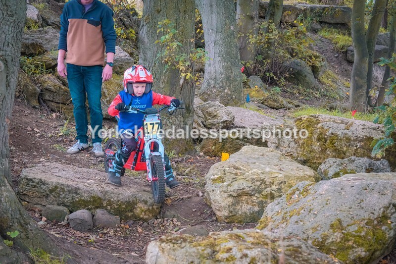 DSCF0458 - Ripon MC Trial 27/09- kids