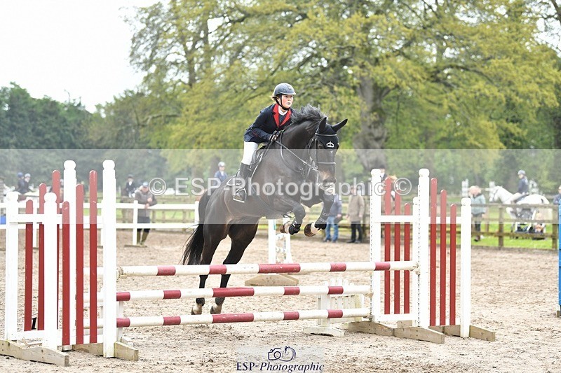 230512-094001-00361 - Cls 10 Snr 85cm Schooling