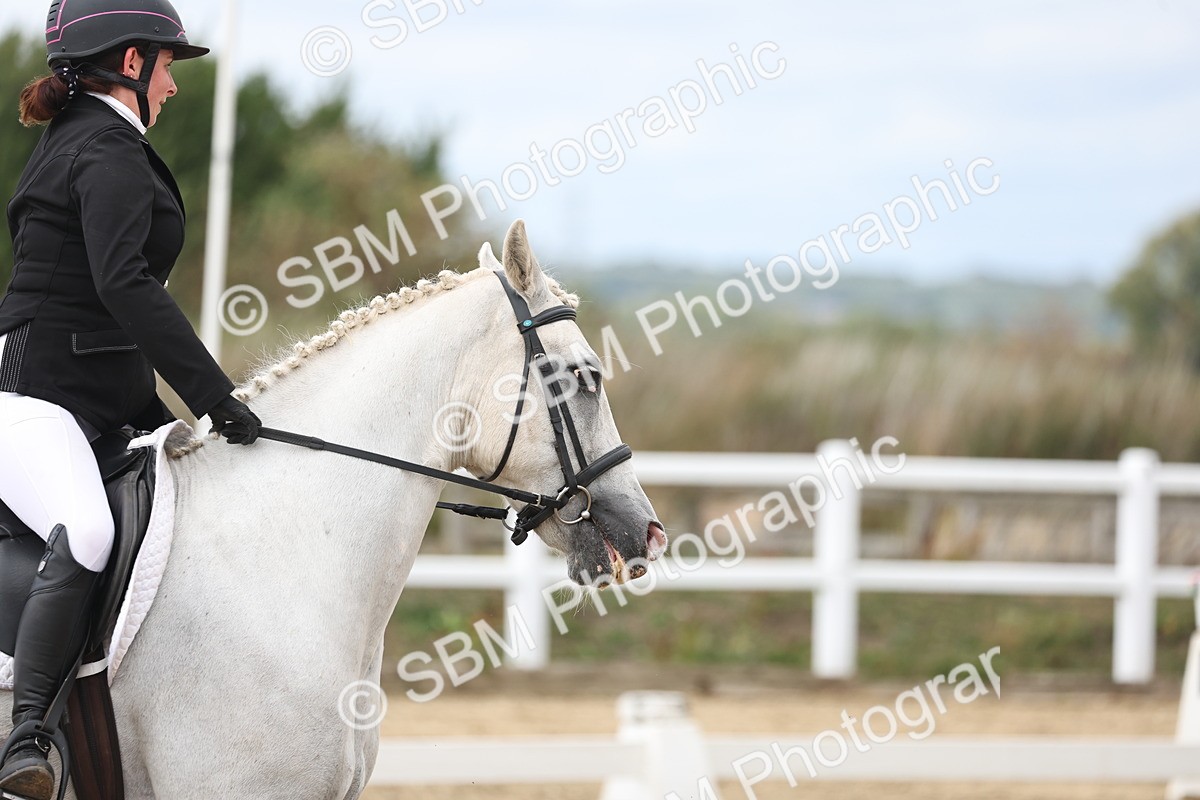 SBM_003742 - Class 8 - Novice 3 Champs