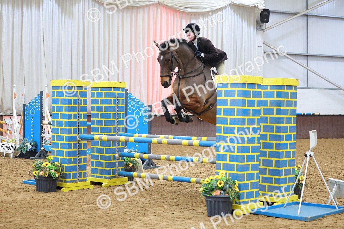 SBM_008227 - Class 21 - Nupafeed Supplements Senior Discovery/ 1m Open - First Round (1.00m)