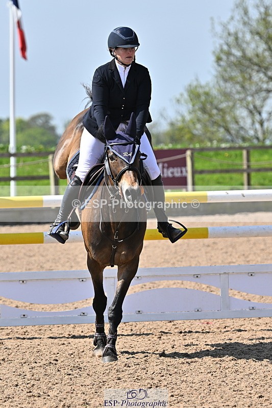 240509A-111149-01069 - Cls 9 Snr 1.20m Open