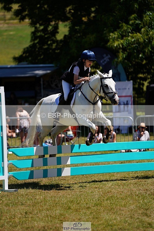 240629X-125820-4995 - 173-Nancy_Mort-BUNNY_TWO_TWIRLS