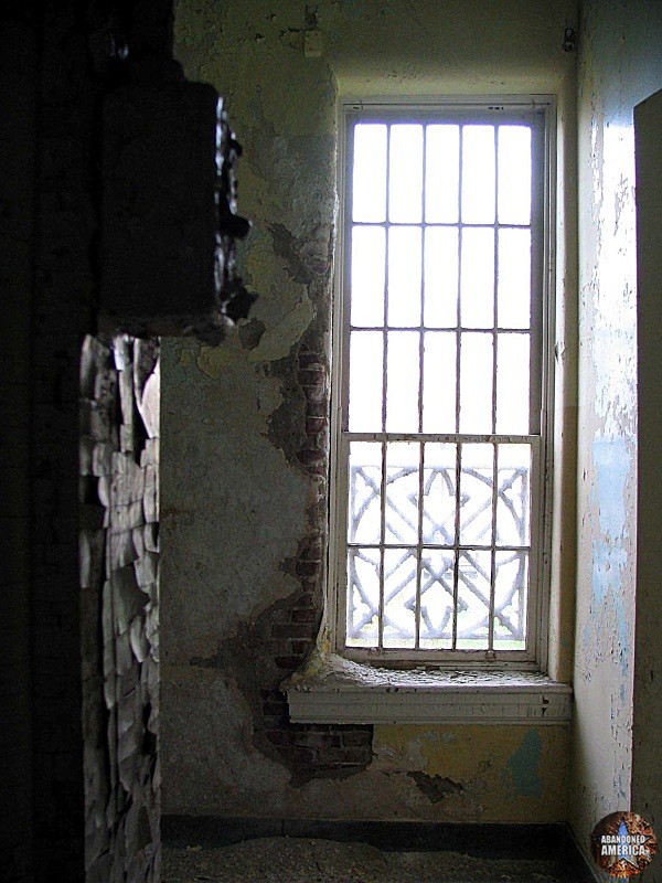  - Athina State Hospital*