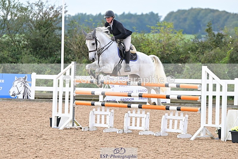 241004A-145209-02575 - Fri 12 1.15m Members Cup