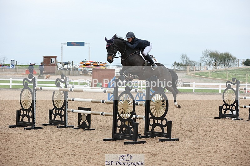 241101A-152222-02939 - FRI Cls 7 Blue Chip Grade B&C Jump Off