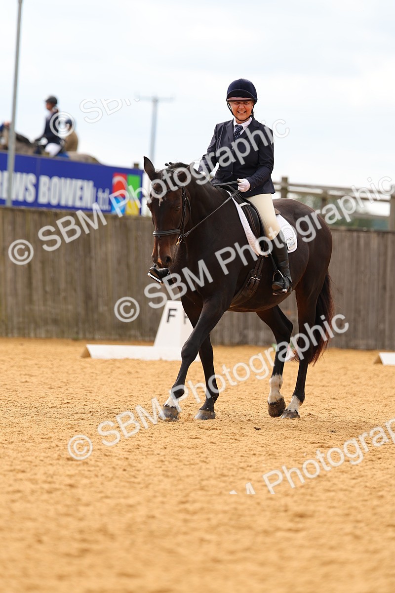 SBM_47342 - D6 - Small Tour Championship - Intro C