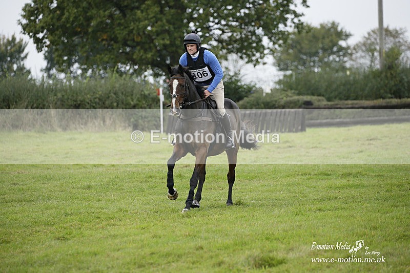  WWHT 171021 1975 - Novice Pairs (0.80m)  17/10/21