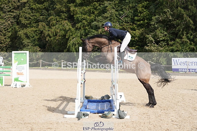 260322A-125247-01737 - 12 Newcomers 1m 10 Open