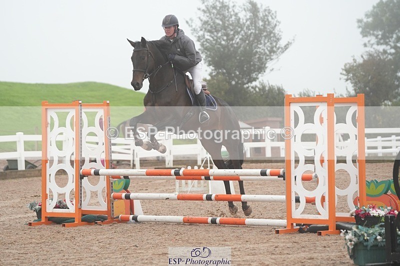 251003-104027-00093 - Cls 6 British Novice and 90cm