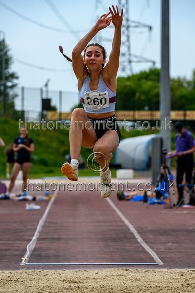 West25Sat-927743 - Field Female