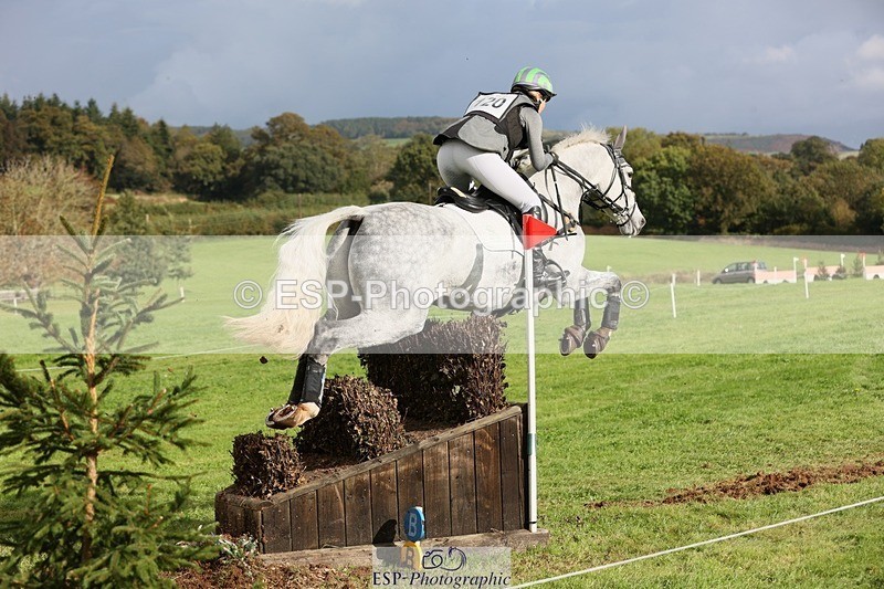 231020-140926-09288 - 120-VAN.KAUNITZ-Sara.Squires-XC